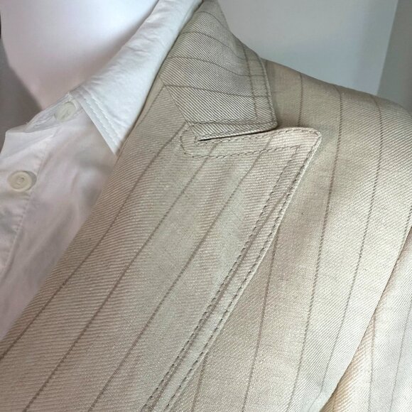 Luxury Vintage! Gianfranco Ferré Italian women's linen blazer - Picture 6 of 9